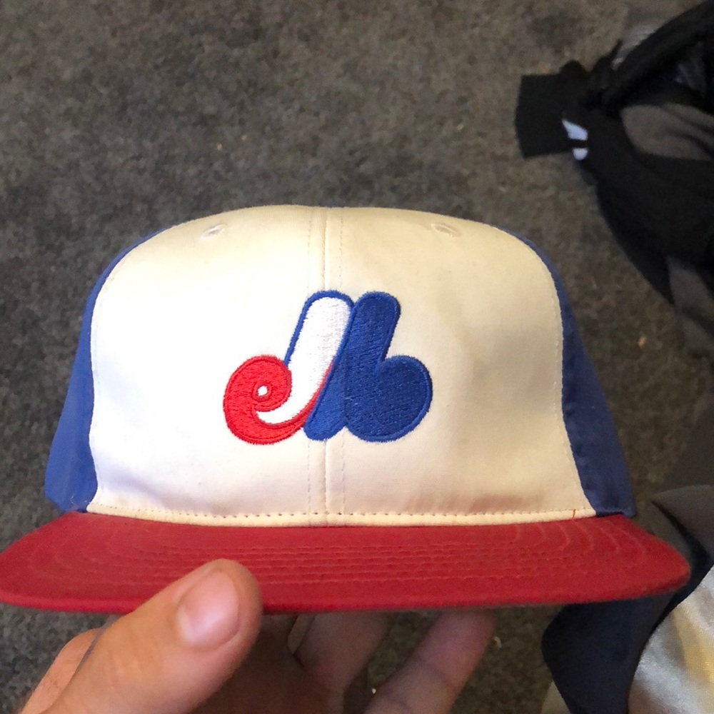 Montreal expos SnapBack